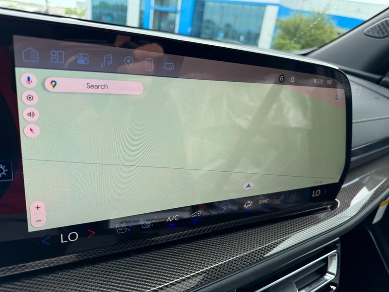 Chevrolet Traverse Vehicle Image 16
