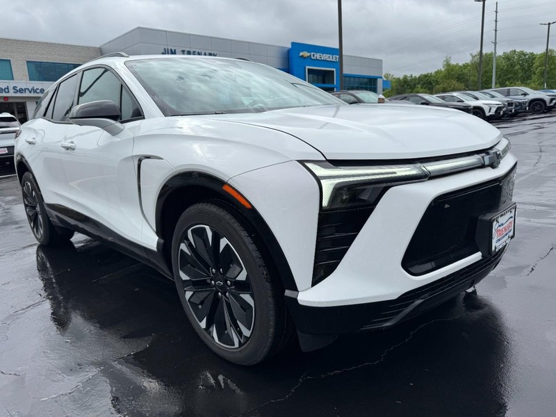 Chevrolet Blazer EV Vehicle Image 02