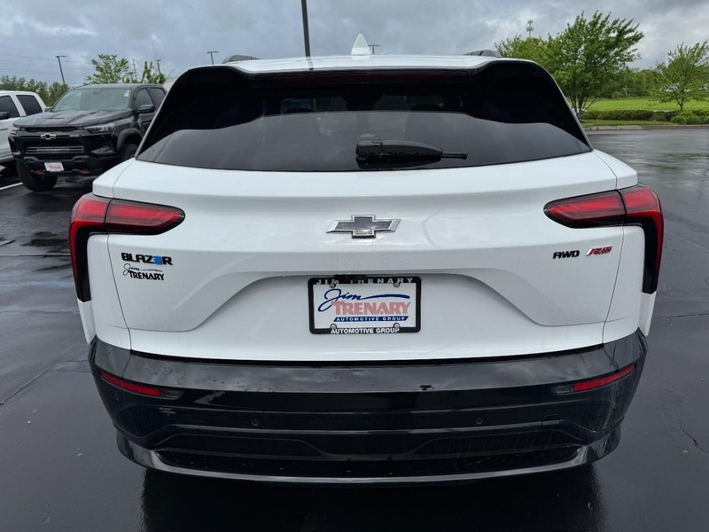 Chevrolet Blazer EV Vehicle Image 04