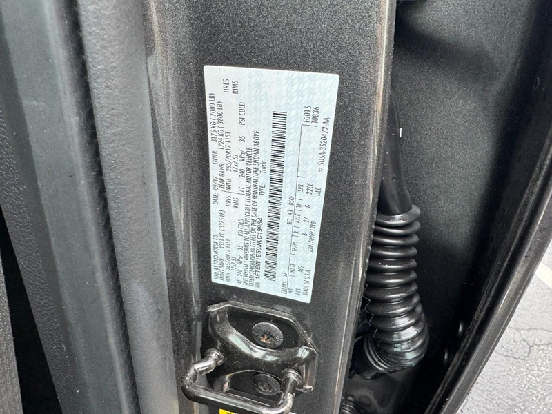 Ford F-150 Vehicle Image 22