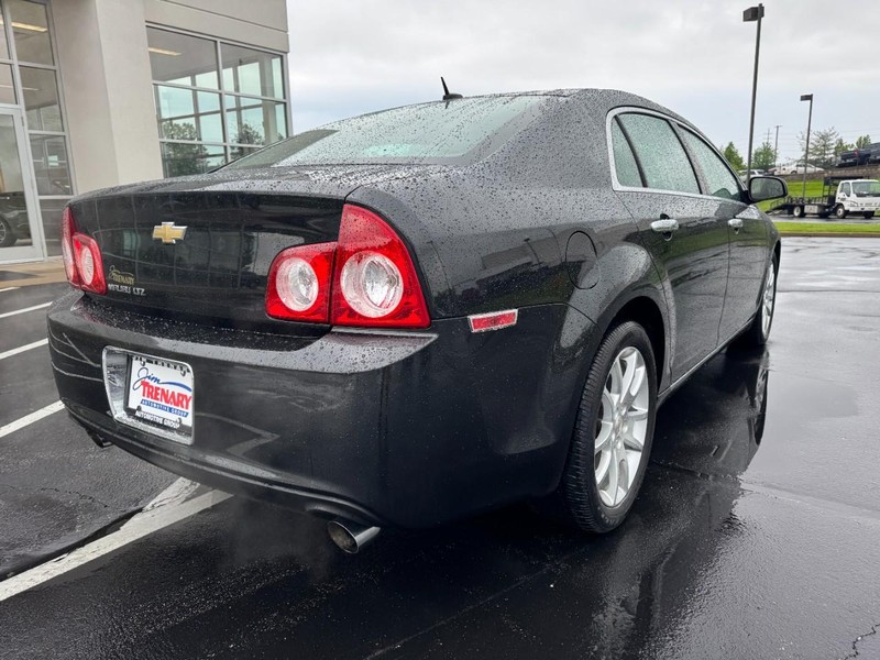 Chevrolet Malibu Vehicle Image 03