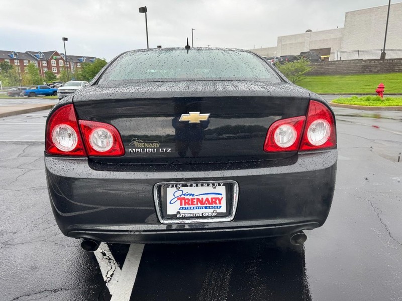 Chevrolet Malibu Vehicle Image 04