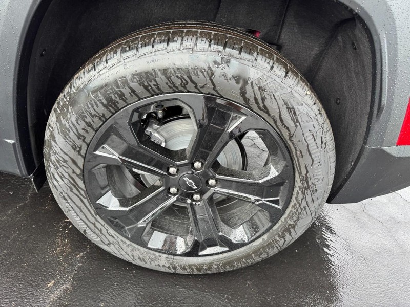 Chevrolet Equinox Vehicle Image 06