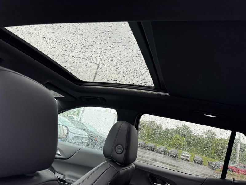 Chevrolet Equinox Vehicle Image 08