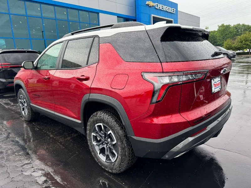 Chevrolet Equinox Vehicle Image 05