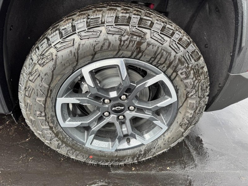 Chevrolet Equinox Vehicle Image 06