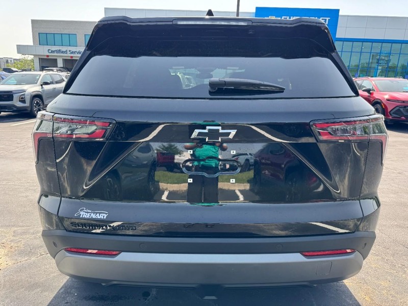 Chevrolet Equinox Vehicle Image 04