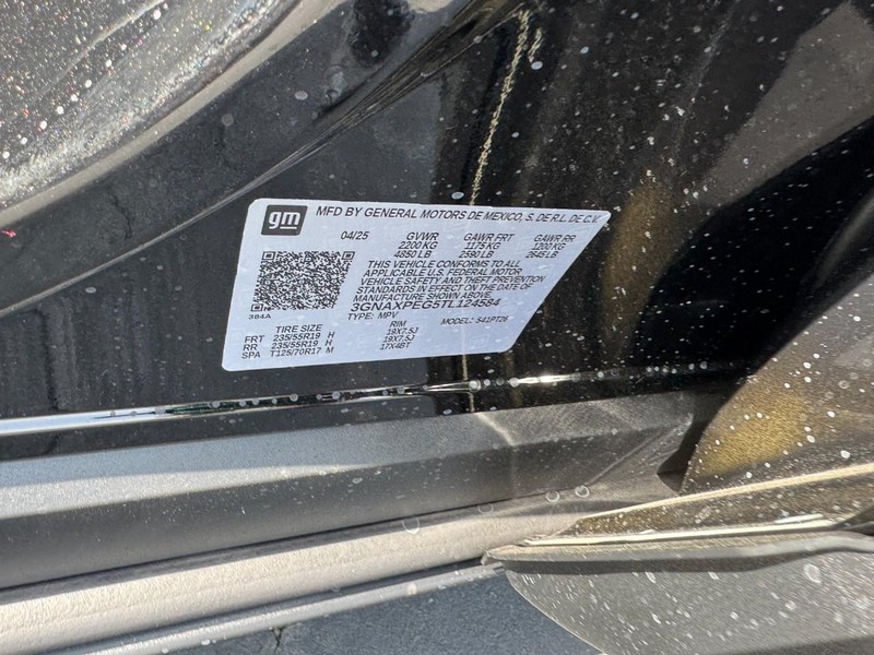 Chevrolet Equinox Vehicle Image 16