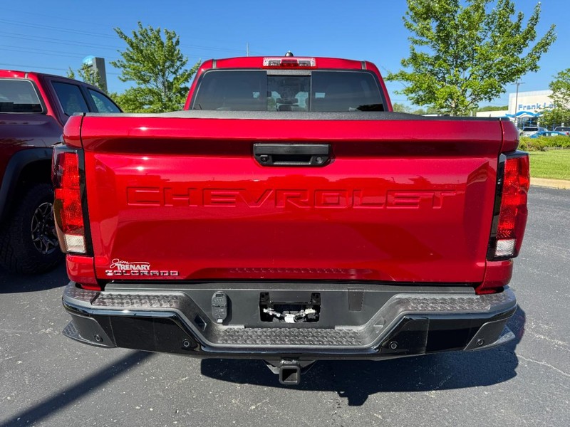 Chevrolet Colorado Vehicle Image 04