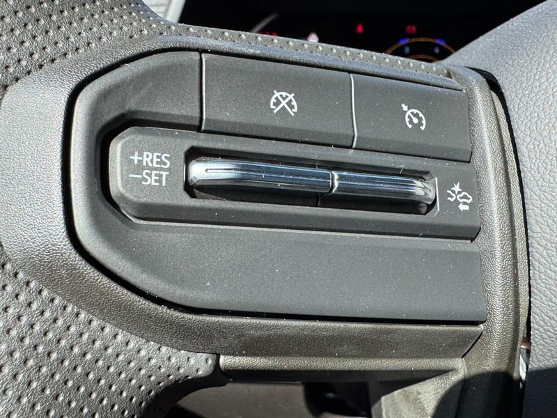 Chevrolet Colorado Vehicle Image 10