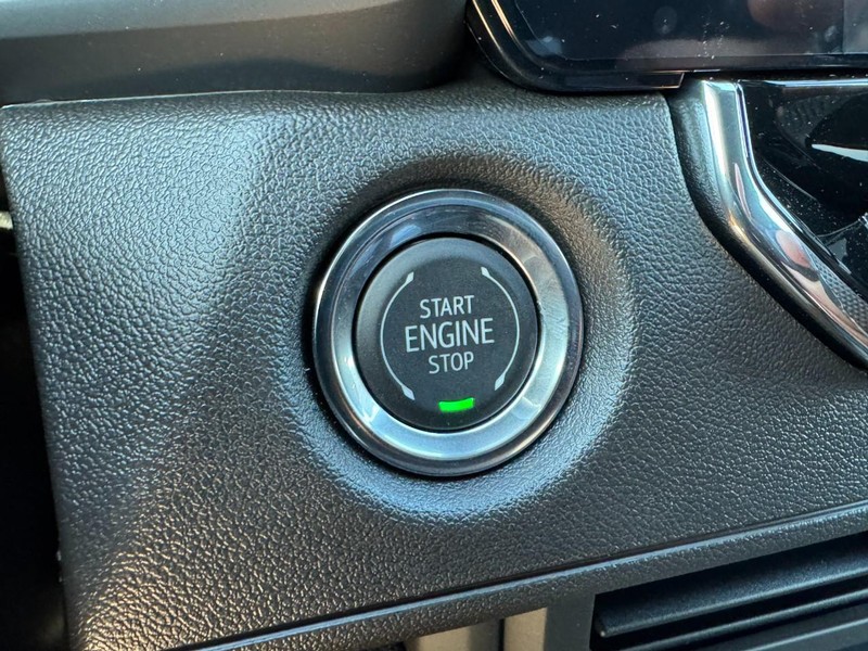 Chevrolet Colorado Vehicle Image 16
