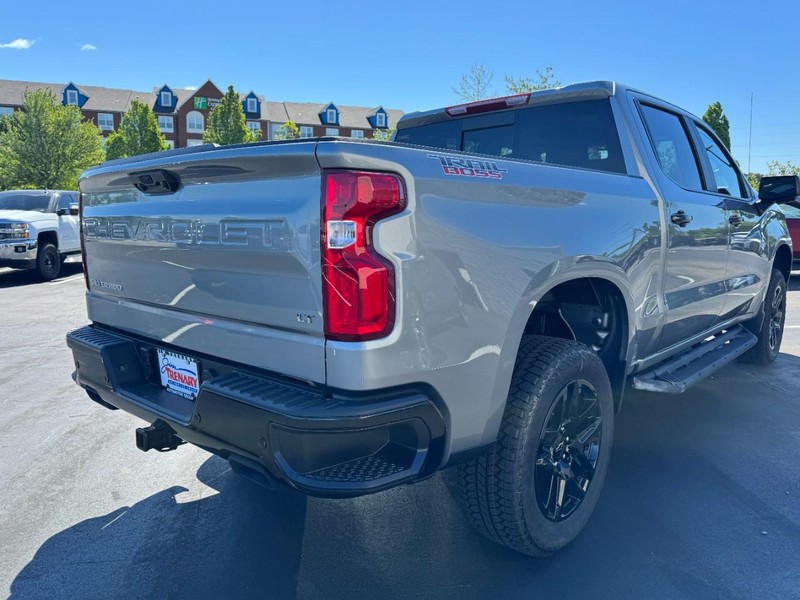 Chevrolet Silverado 1500 Vehicle Image 04