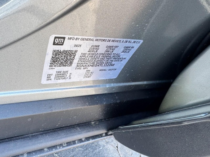 Chevrolet Equinox Vehicle Image 18