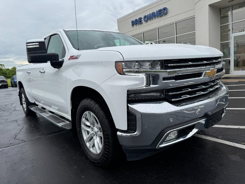 Chevrolet Silverado 1500 LTD Vehicle Image 02