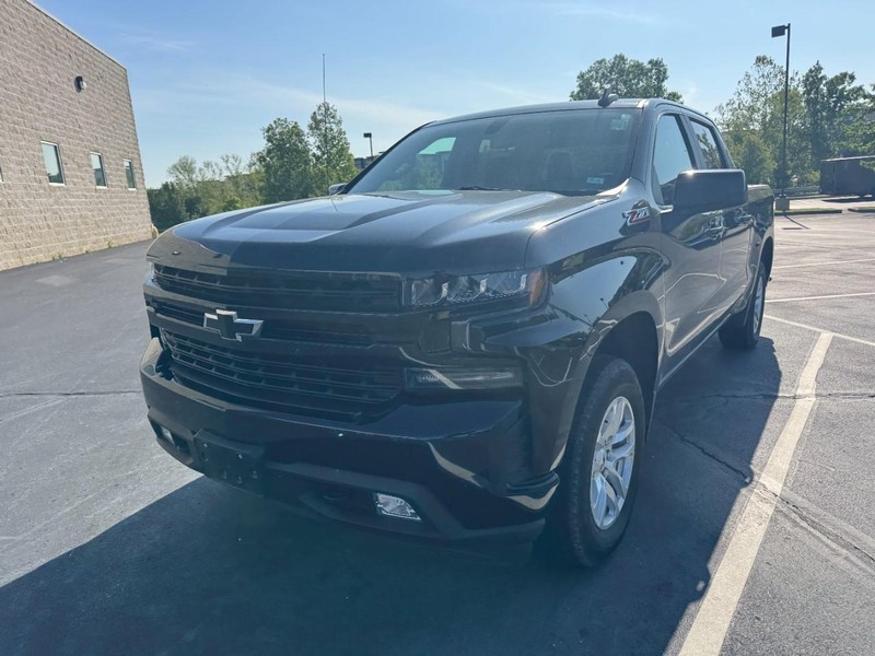 Chevrolet Silverado 1500 Vehicle Image 02