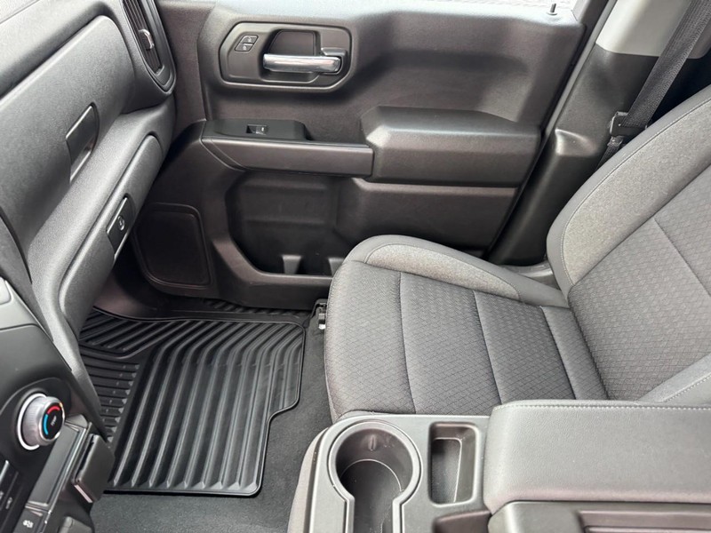 Chevrolet Silverado 1500 Vehicle Image 13