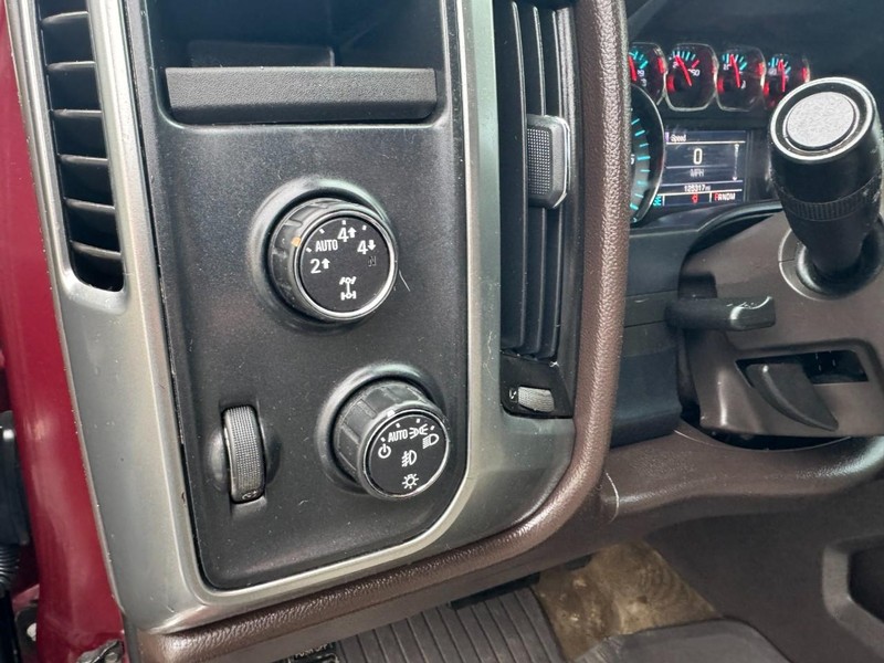 Chevrolet Silverado 1500 Vehicle Image 16