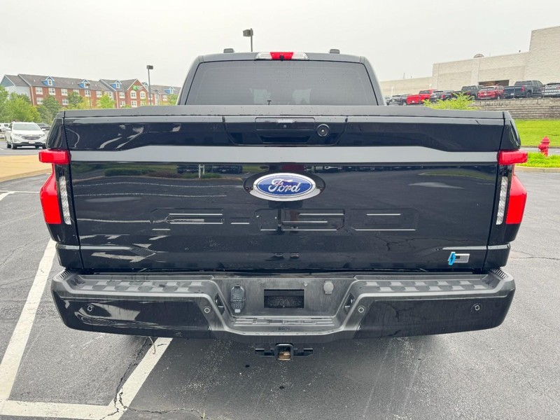 Ford F-150 Lightning Vehicle Image 04