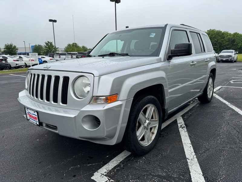 Jeep Patriot Vehicle Image 08