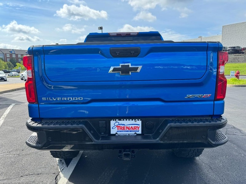 Chevrolet Silverado 1500 Vehicle Image 04