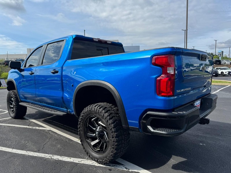 Chevrolet Silverado 1500 Vehicle Image 05