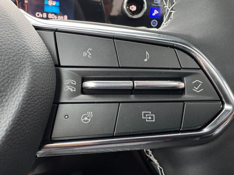 Chevrolet Traverse Vehicle Image 13