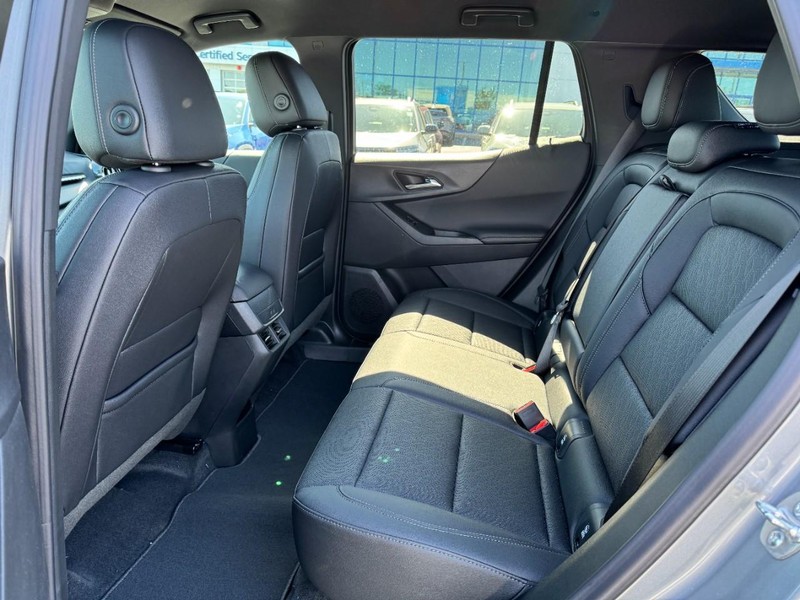 Chevrolet Equinox Vehicle Image 07