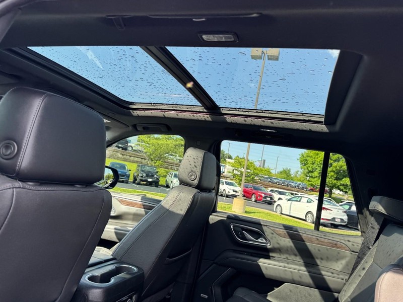 Chevrolet Tahoe Vehicle Image 12