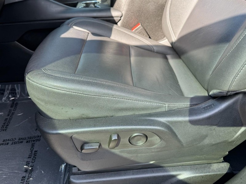 Chevrolet Tahoe Vehicle Image 16