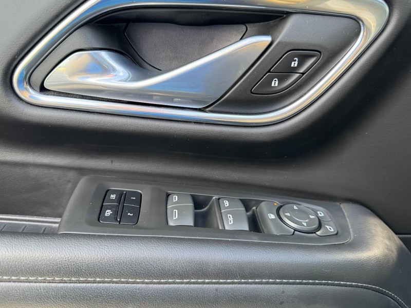 Chevrolet Tahoe Vehicle Image 17
