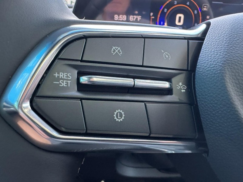 Chevrolet Traverse Vehicle Image 11