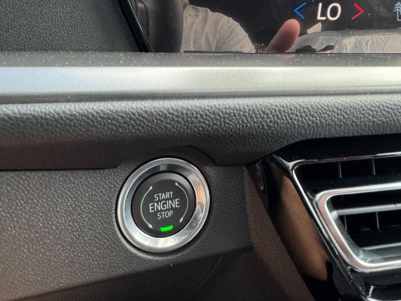 Chevrolet Traverse Vehicle Image 18
