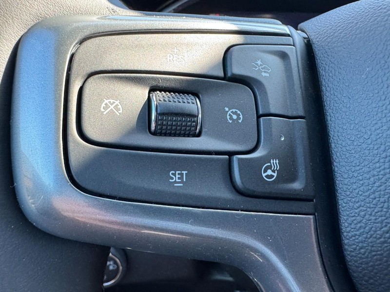 Chevrolet Silverado 1500 Vehicle Image 14