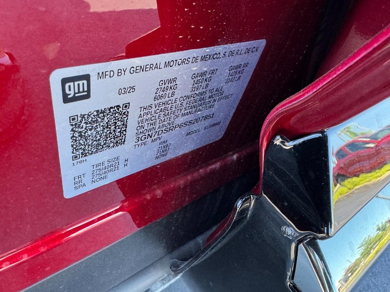 Chevrolet Equinox EV Vehicle Image 16