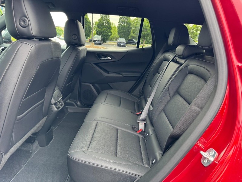 Chevrolet Equinox Vehicle Image 07