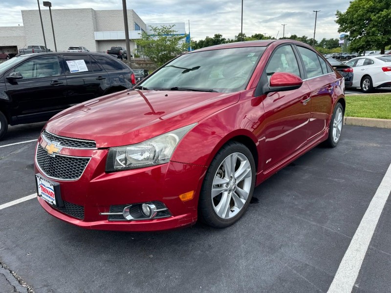 Chevrolet Cruze Vehicle Image 02