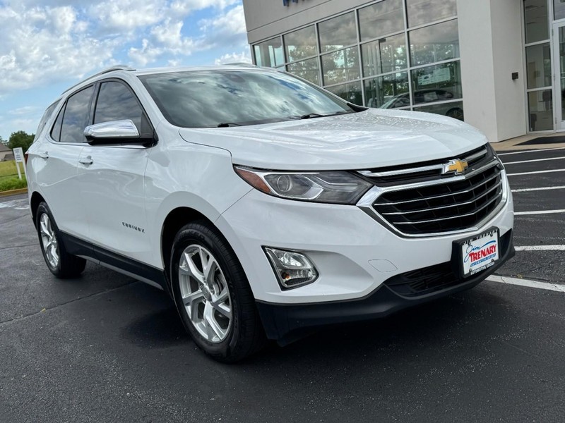 Chevrolet Equinox Vehicle Image 02
