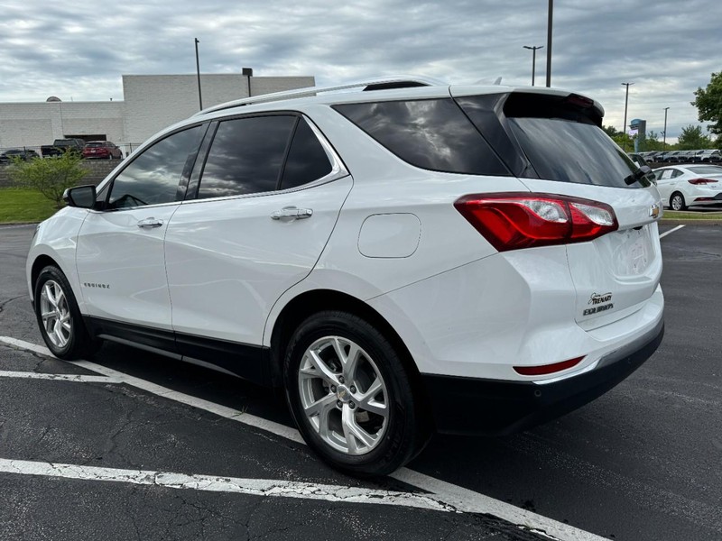 Chevrolet Equinox Vehicle Image 05