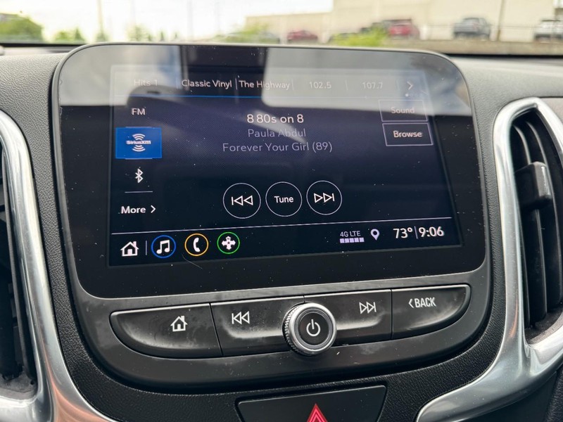 Chevrolet Equinox Vehicle Image 19