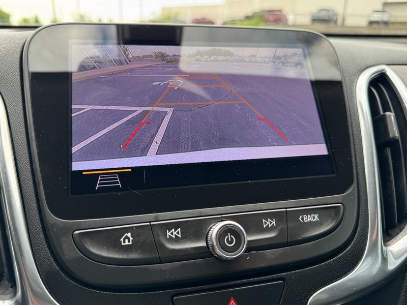 Chevrolet Equinox Vehicle Image 20