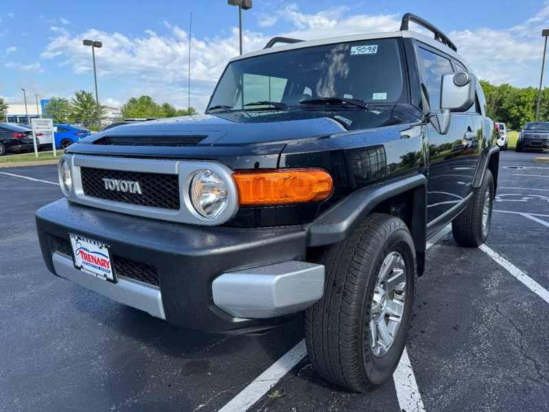 Toyota FJ Cruiser Vehicle Image 08