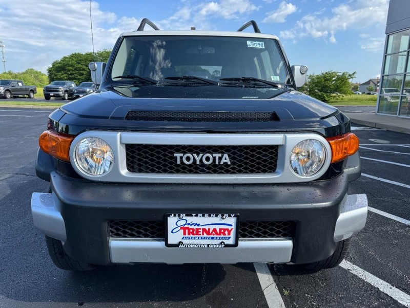 Toyota FJ Cruiser Vehicle Image 09