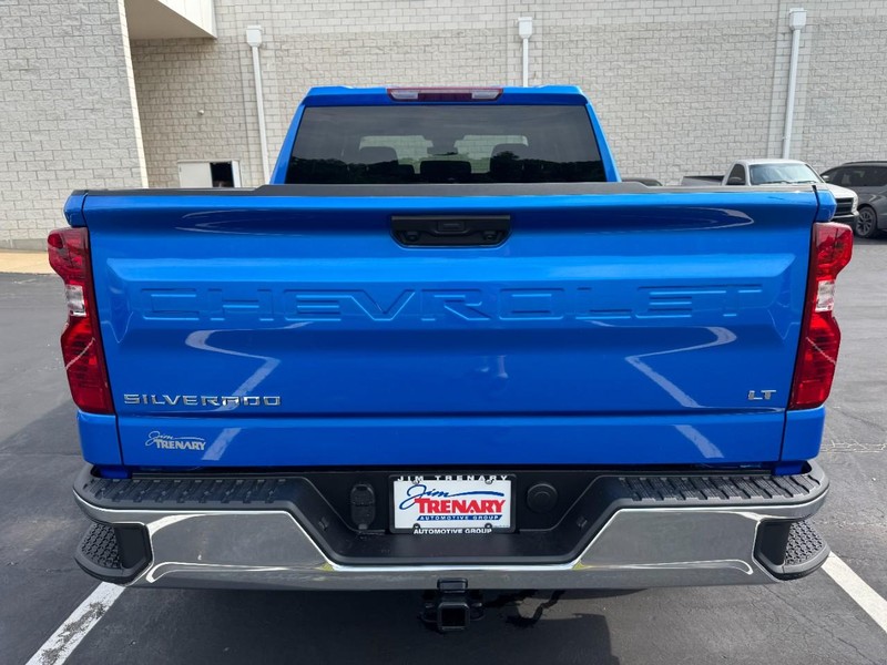 Chevrolet Silverado 1500 Vehicle Image 05