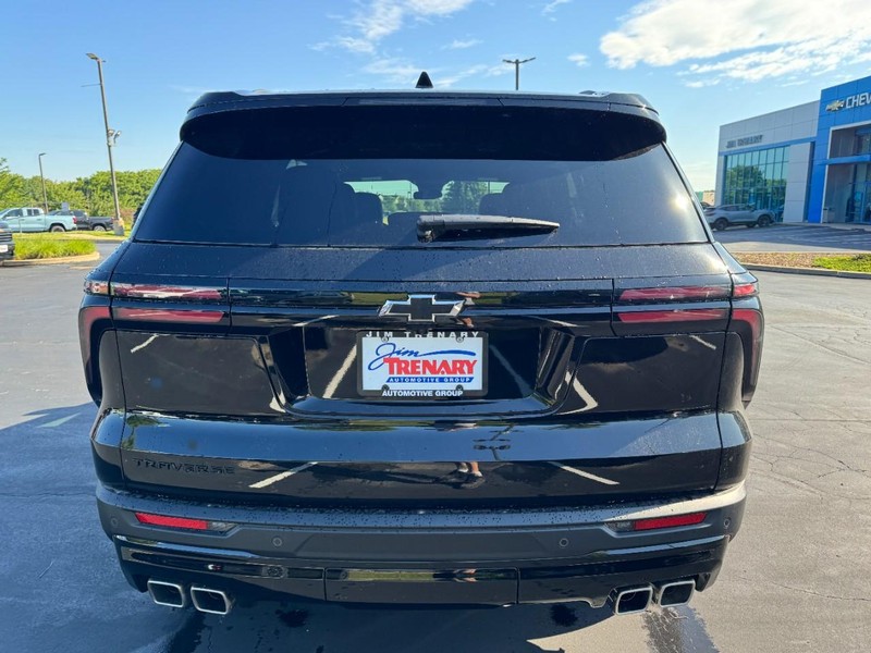 Chevrolet Traverse Vehicle Image 04