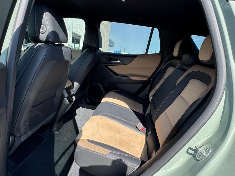 Chevrolet Equinox Vehicle Image 07