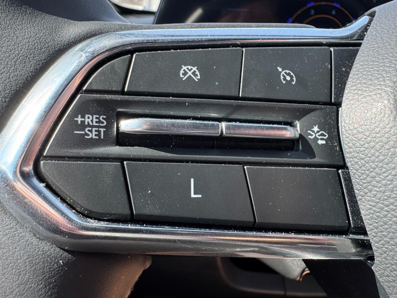 Chevrolet Equinox Vehicle Image 11