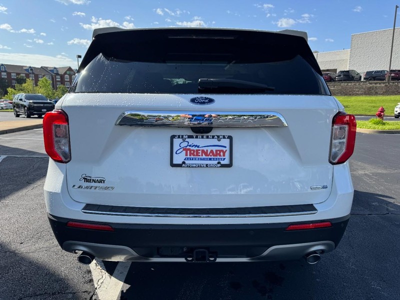 Ford Explorer Vehicle Image 04