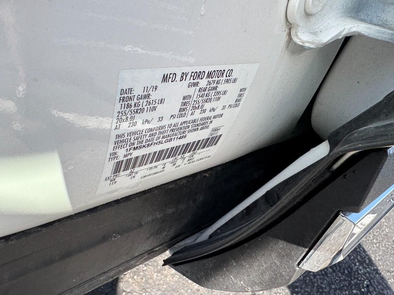 Ford Explorer Vehicle Image 26