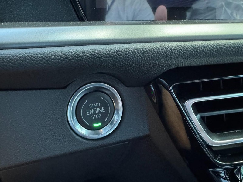 Chevrolet Traverse Vehicle Image 16