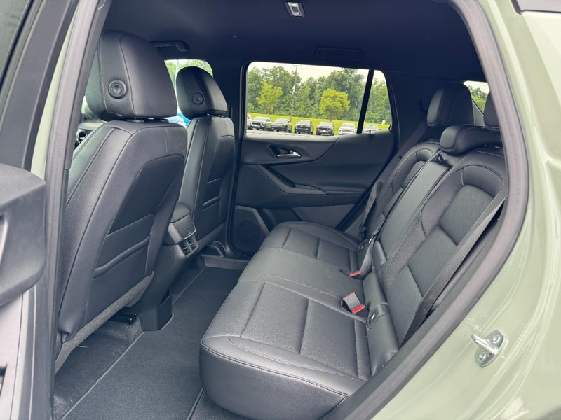 Chevrolet Equinox Vehicle Image 07